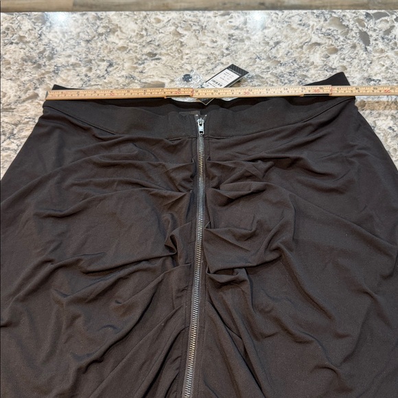 City Chic | Ruched Zip Up Draped Skirt in Black Size M Medium 18 - Picture 6 of 15